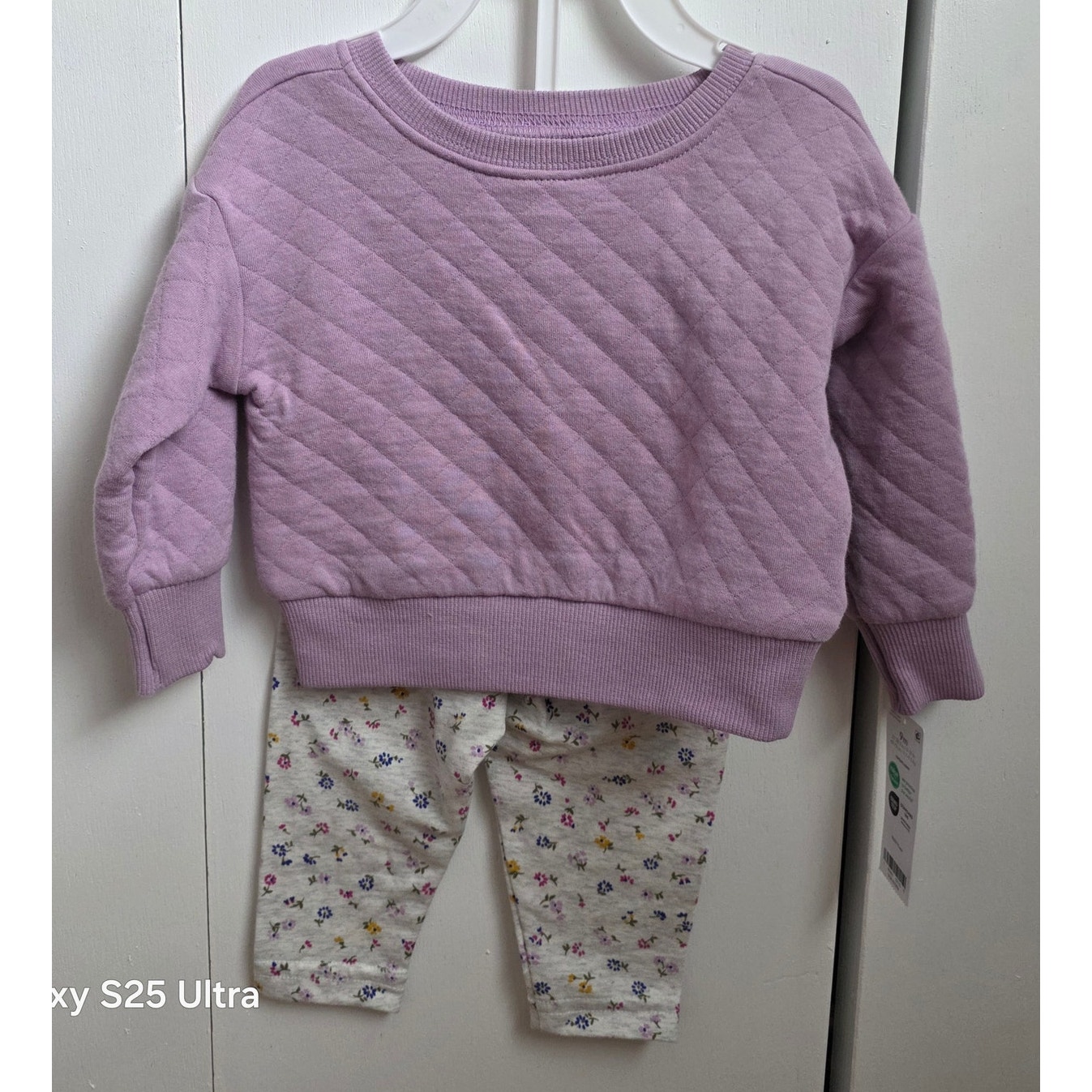 Nwt Carters 2-Piece Quilted Pullover & Floral Legging Set Sz 9mo